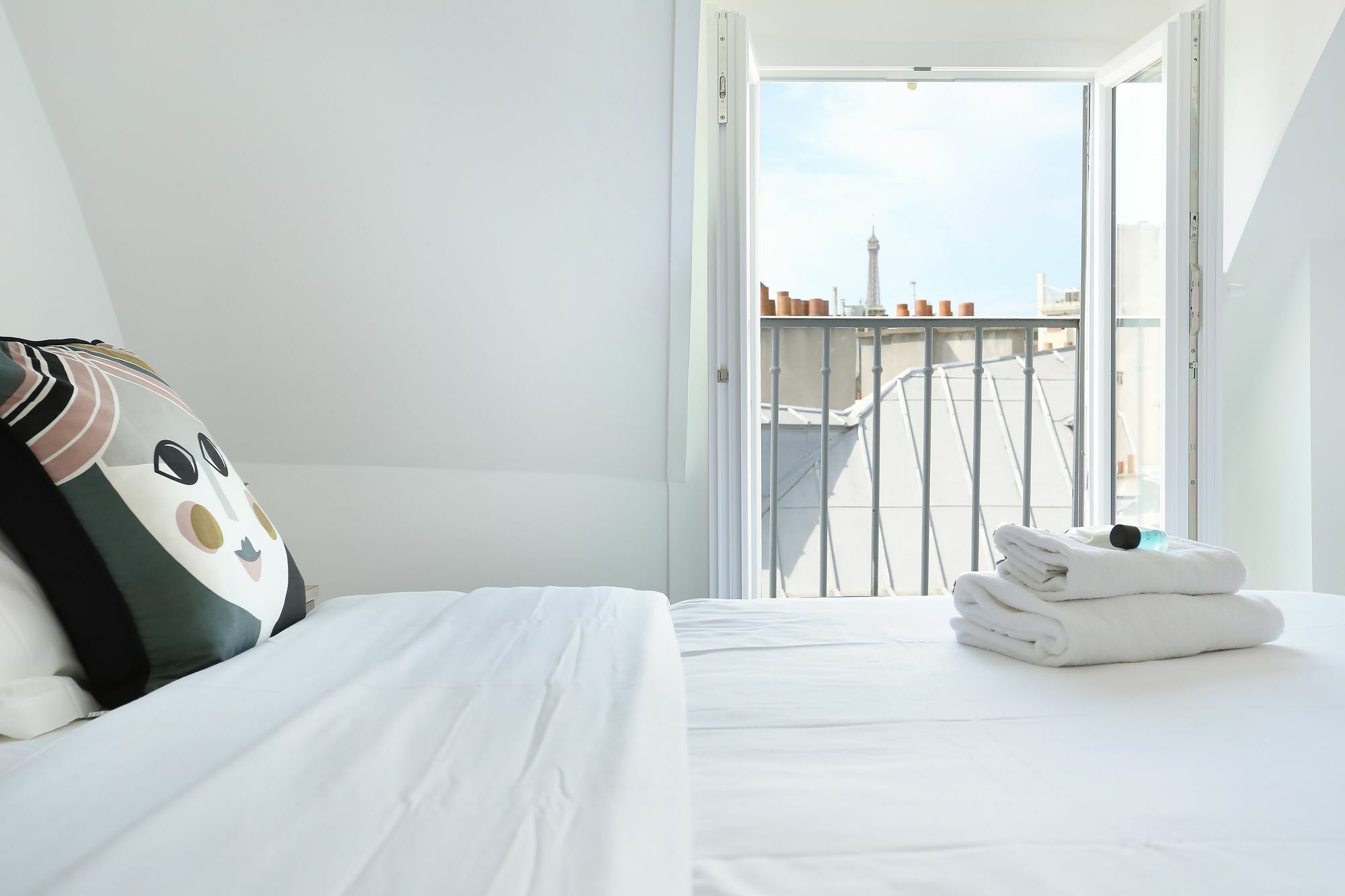 Studio Prestige Champs Elysees Paris Exteriör bild